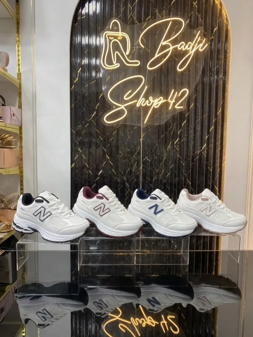 حذاء نسائي new balance– أناقة وراحة في كل خطوة  ✨