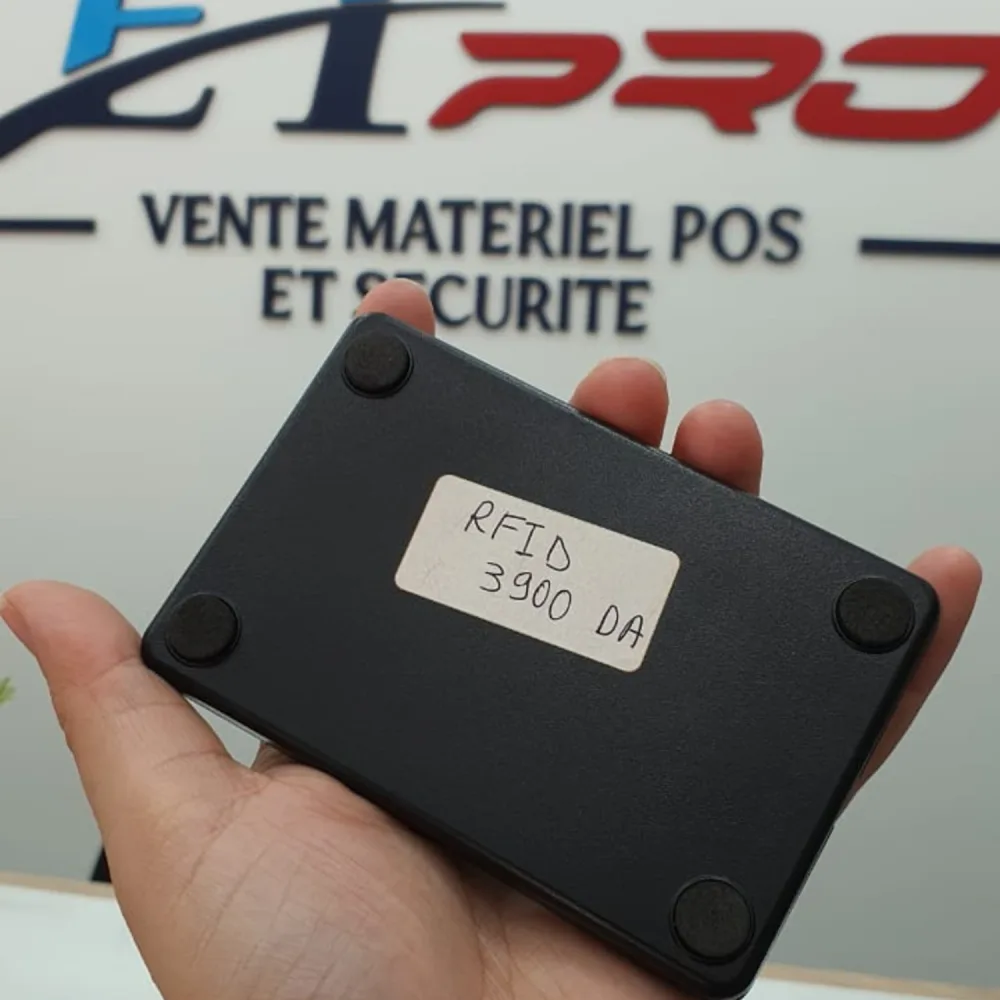 قارئ RFID USB
