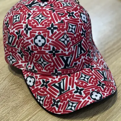 كاسكيطة لويس فويتون Louis Vuitton