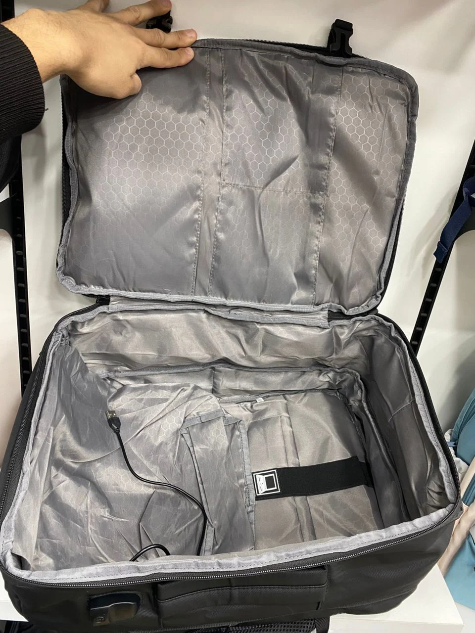 Sac a Dos Cartable avec Compartiment Chaussures 17 Pouces