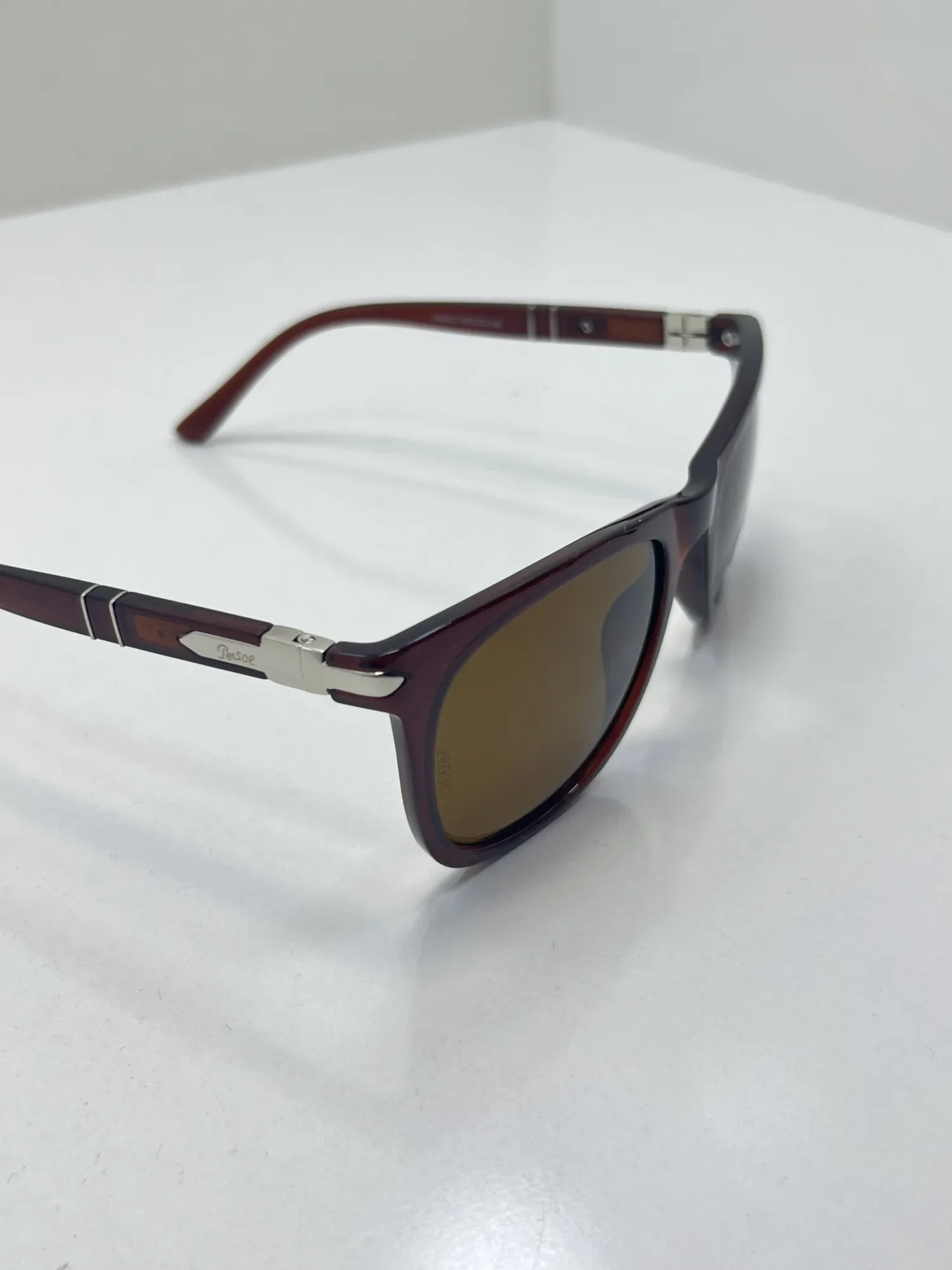 Modèle persol