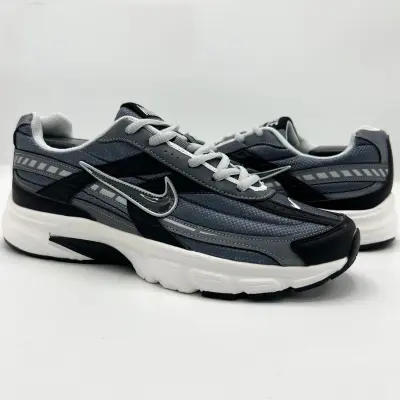 Nike Initiator