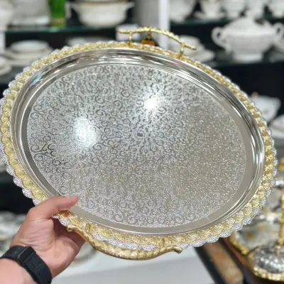 Plateau Rond de Service Argenté & Doré – "Silver Tableware"
