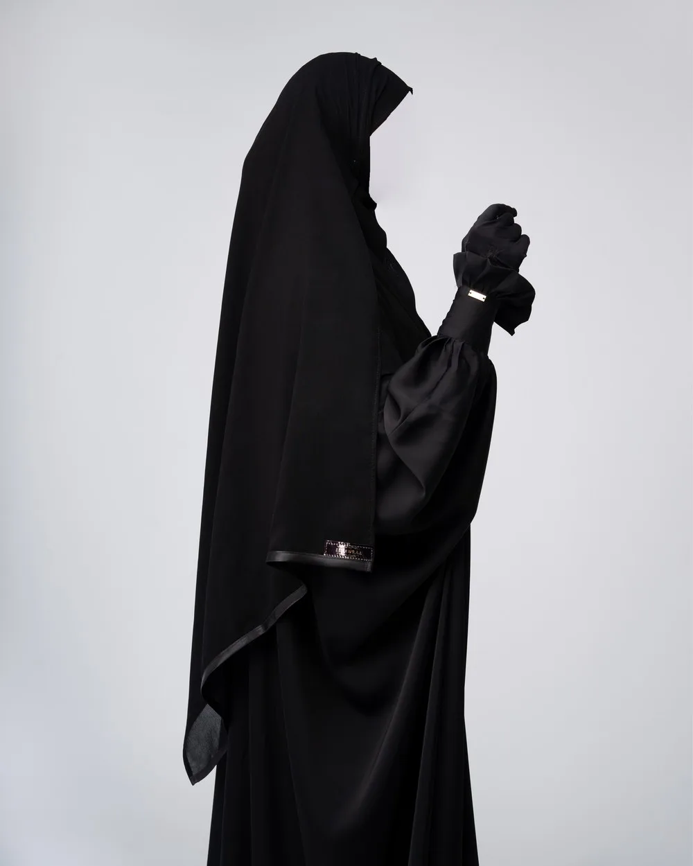 عباءة لين