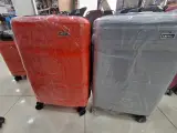 حقيبة السفر  safari في الحجم المتوسط