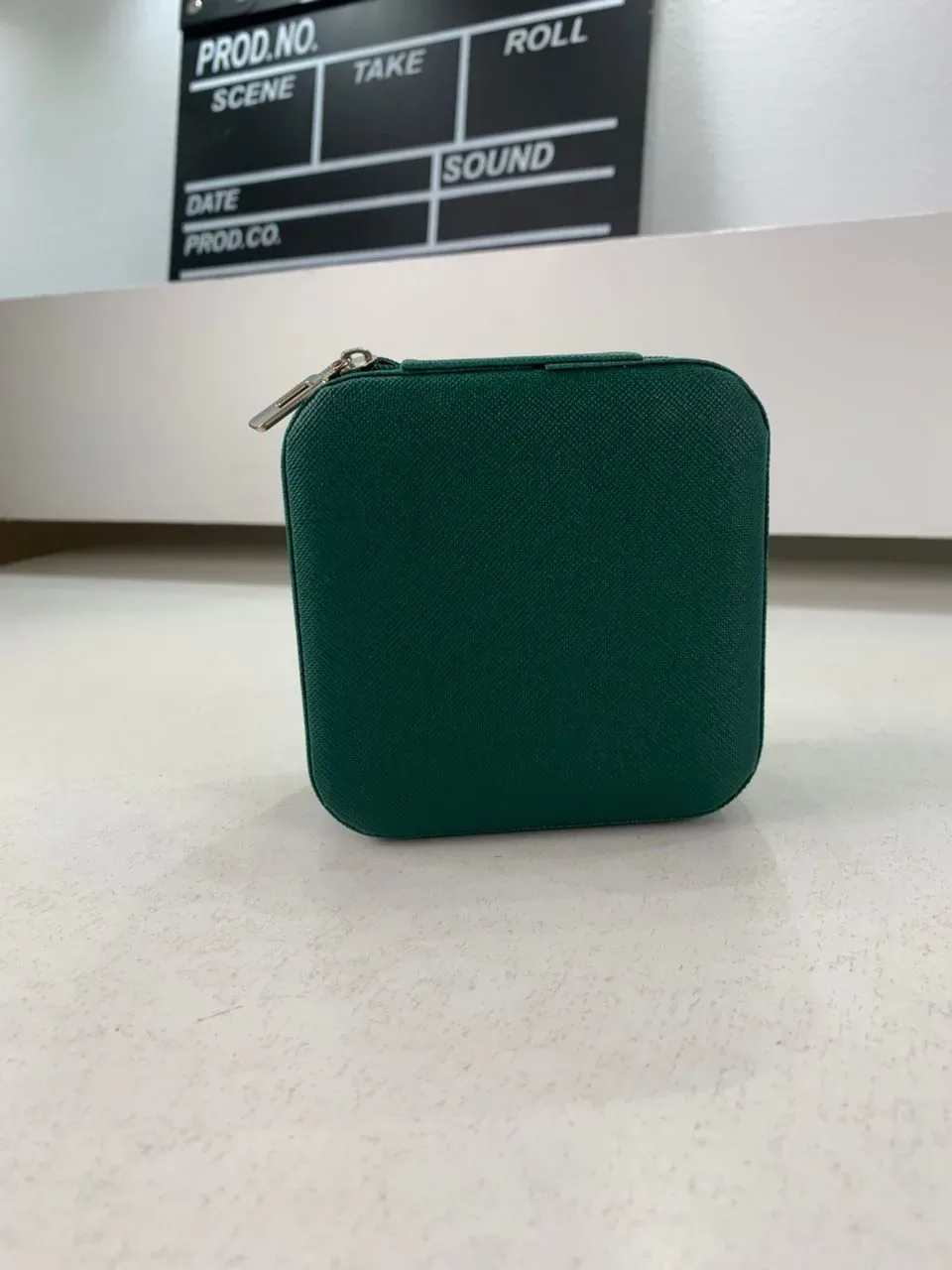 Firla Mini Boîte à Bijoux en cuir avec fermeture éclair – علبة تنظيم المجوهرات