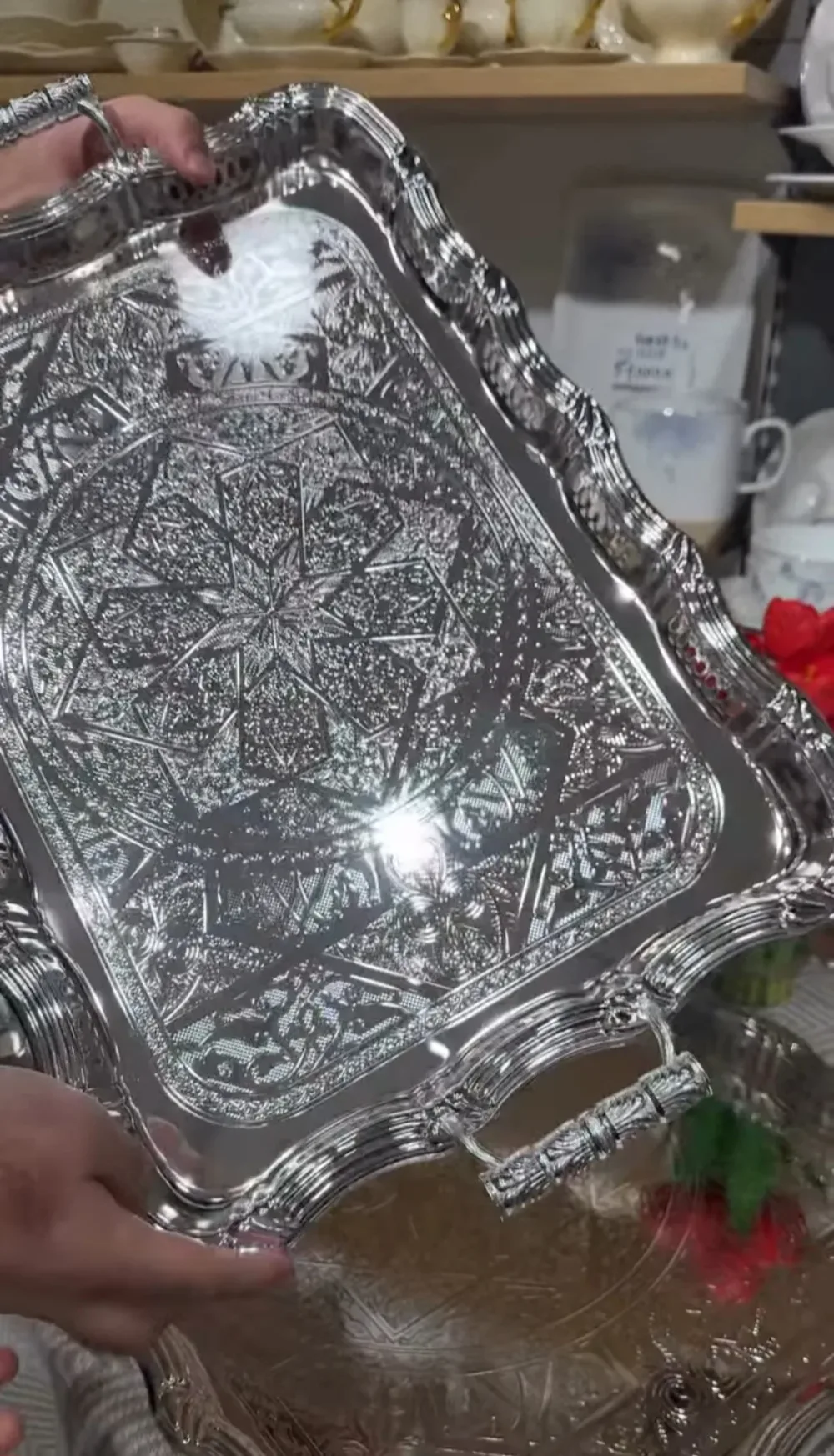 PLATEAUX ARGENTÉ AVEC MOTIF