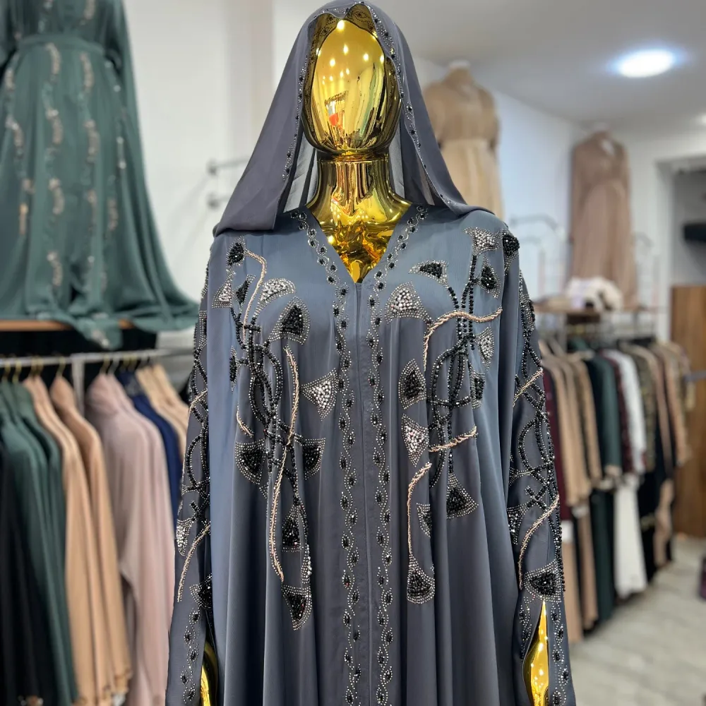 برنوس دبي