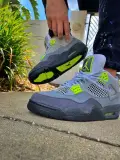 حذاء Air Jordan 4 Neon – ستايل عصري وراحة في كل خطوة