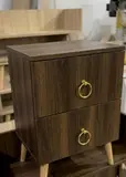Table de nuit الأرضي
