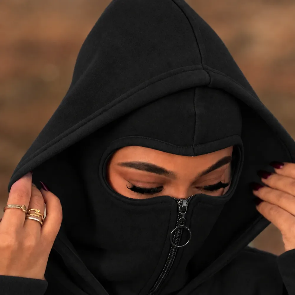 HOODIE NINJA الشبح نينجا الاصلي قطني قلاسي من خارج بملمس ناعم ومقطن وسخون من داخل للشباب لون اسود