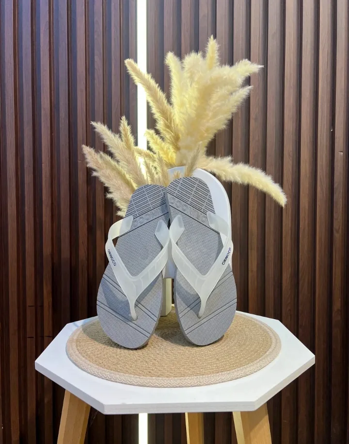 كلاكات ( صندال )