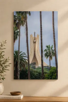 A005 : El monument
