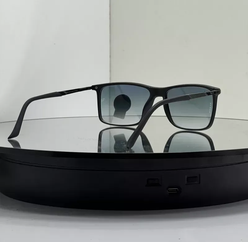 RAYBAN CLASSIC
