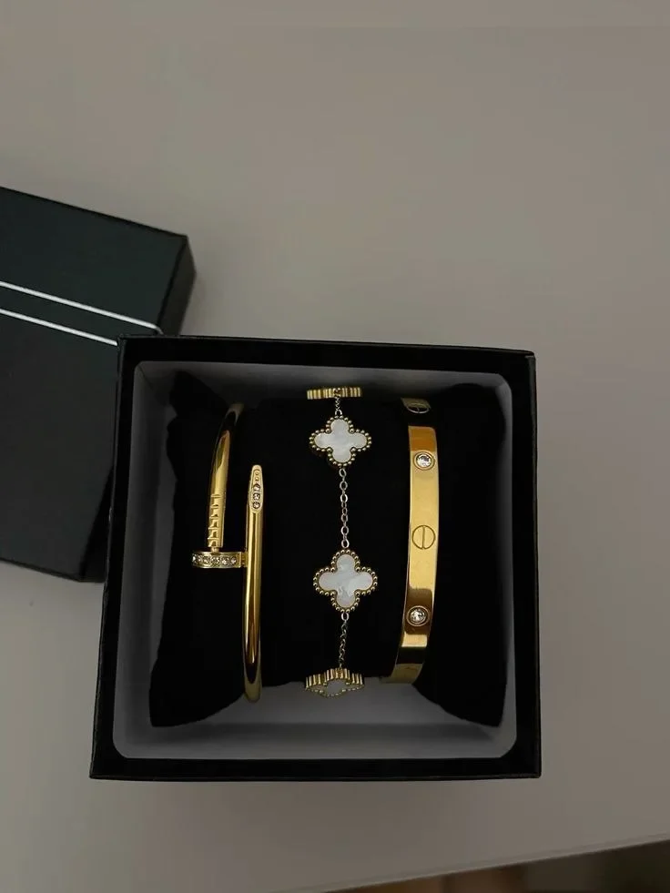 CLOU LOVE VANCLEEF