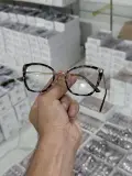 نظارات نسائية طبية