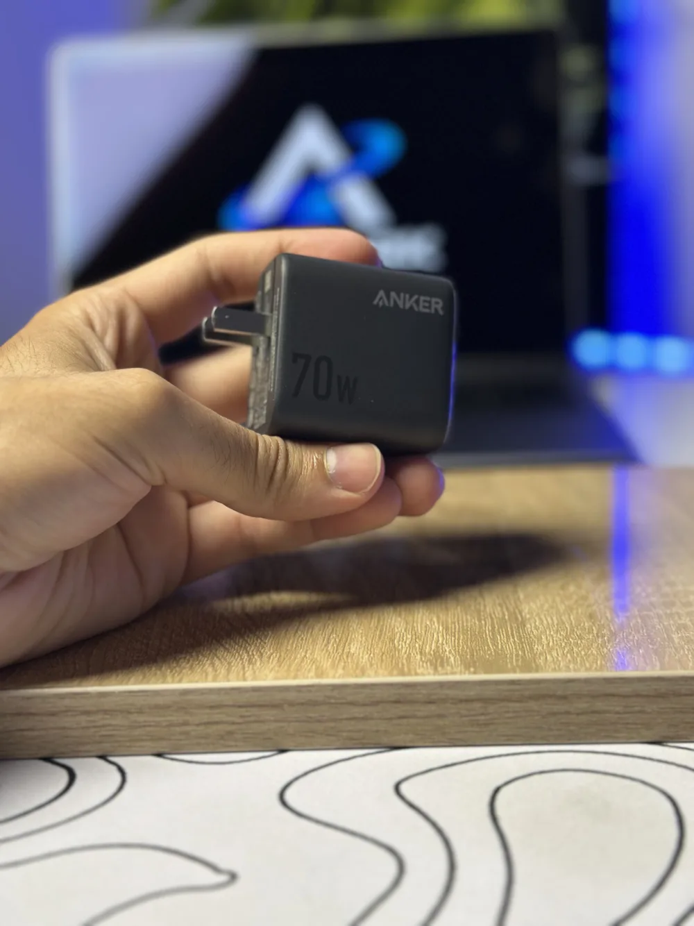 Anker 70 W
