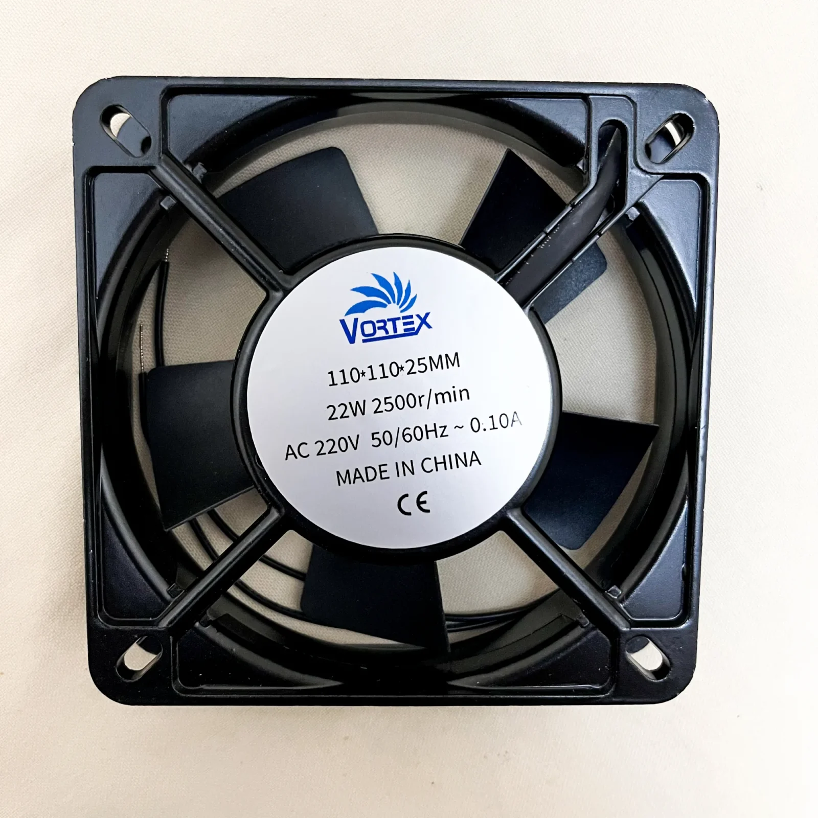 مروحة مربعة حجم 11x11 سم Ventilateur carré