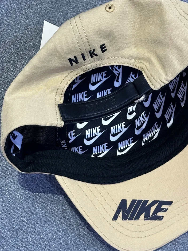 كاسكيطة نايك Nike باج