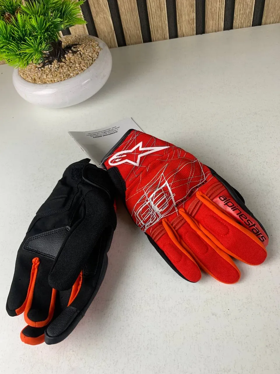Gants de moto Alpinestars MM93 Losail V2 Touche Tactile – قفازات إحترافية لسائقي الدراجات