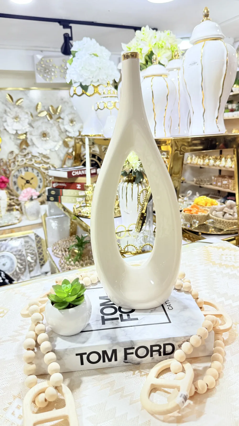 Vase scultra