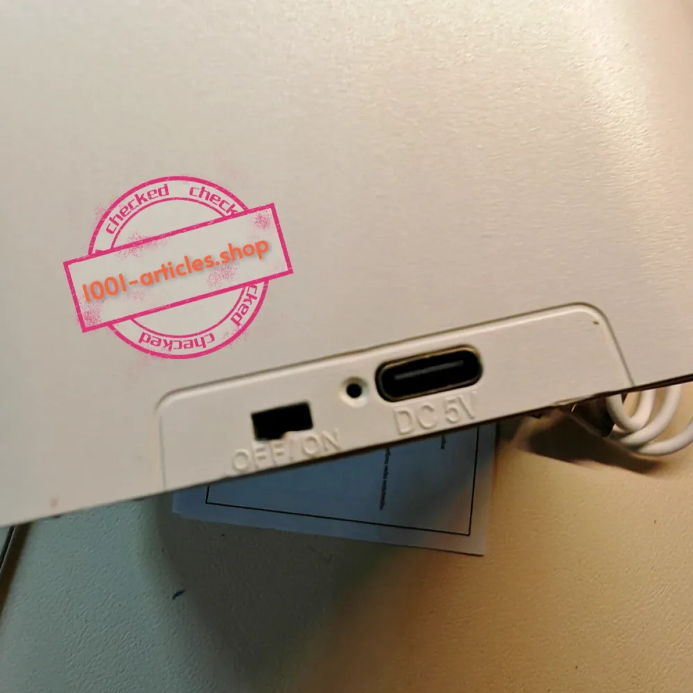 Lampe LED de Bureau 02 en 01 Rechargeable USB, avec Porte-crayon