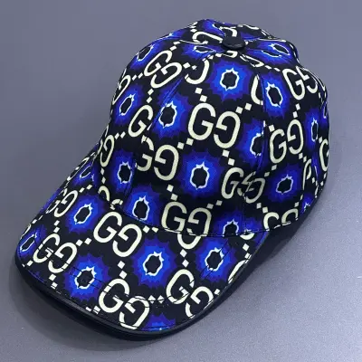كاسكيطة غوتشي Gucci ازرق