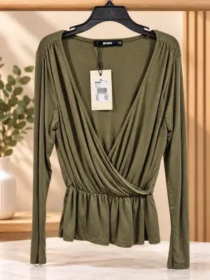 Haut Femme Bik Bok TL Peppa Vert Kaki Cache-Cœur – Taille XS