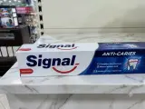 معجون أسنان سيجنال (Signal Anti-Caries) – حماية متكاملة بمركب البرو-فلوريد والكالسيوم