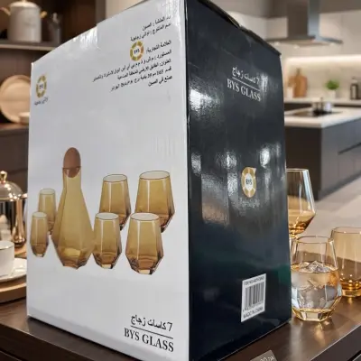 اواني زجاجية
