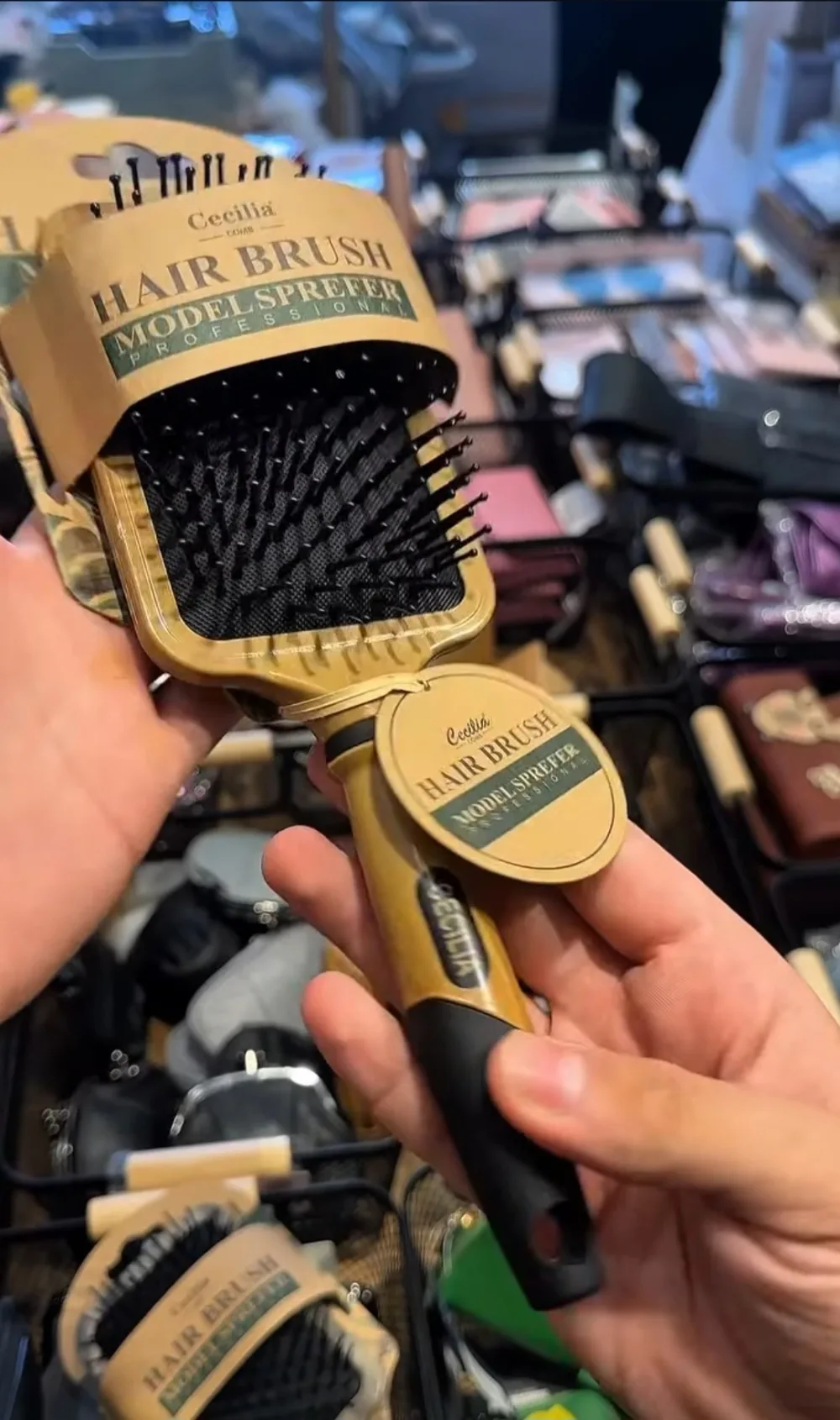 Brosse a cheveau cecelia