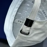 كاسكيطة برادا Prada باج