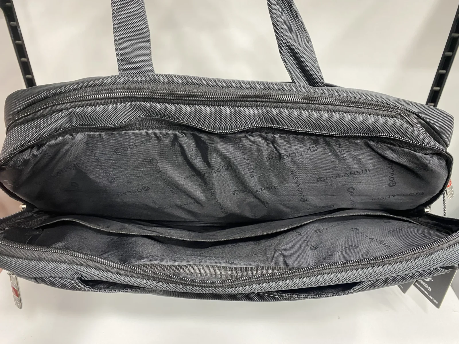 Cartable et sac à dos 2 en 1