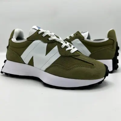 New Balance 327