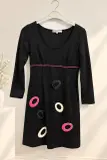 Tunique noire à motifs graphiques colorés – PIÙ & PIÙ
