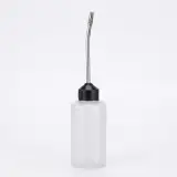 Burette d’huile Plastique Tete Metalique 120ml