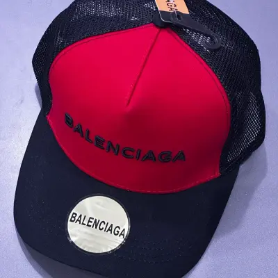 كاسكيطة شبكة بالنسياغا Balenciaga