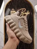 حذاء رياضي نايكي سحري مموج (Nike Cloud Wave Runner