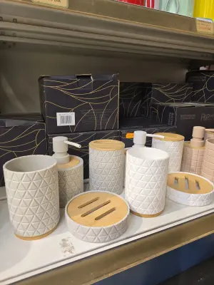 Set d'Accessoires de Salle de Bain "Alpha Décoration" – Finition Bambou