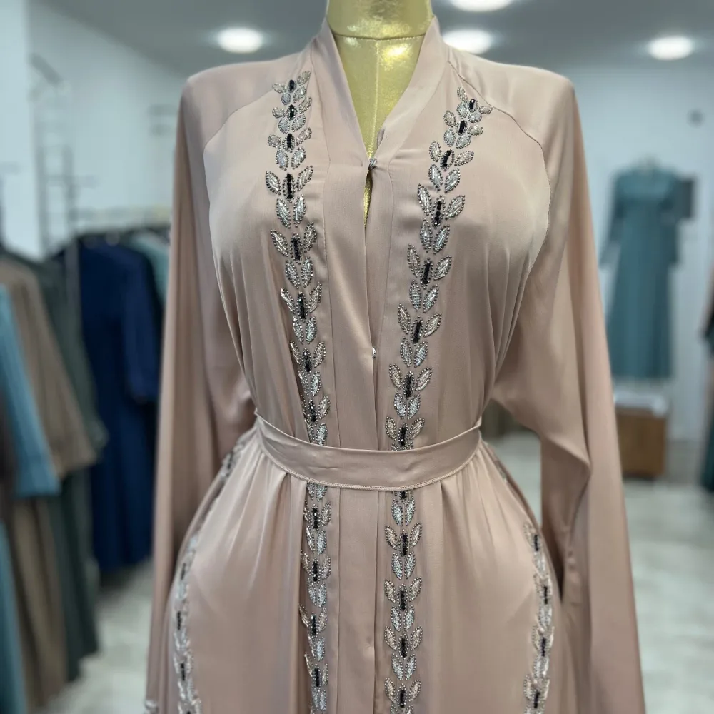 عباية دبي