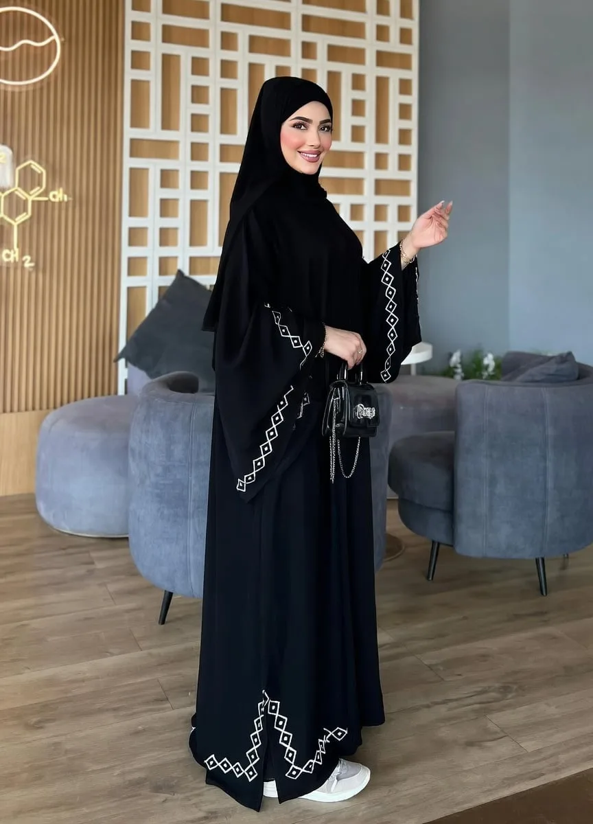 عباءة الياسمين الفاخرة
