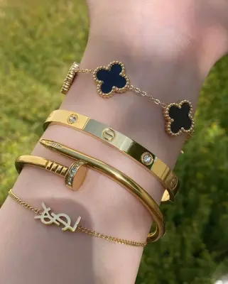اربع اسوارات CLOU LOVE YSL VANCLEEF