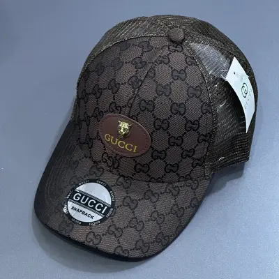 كاسكيطة غوتشي Gucci شبكة بني
