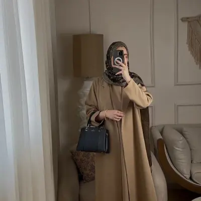 Abaya Manolia