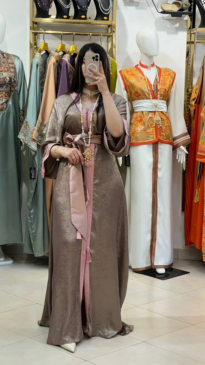 Caftan Yakout : La Noblesse du Jacquard