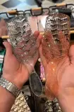 Brosse à cheveux démêlante translucide effet pailleté