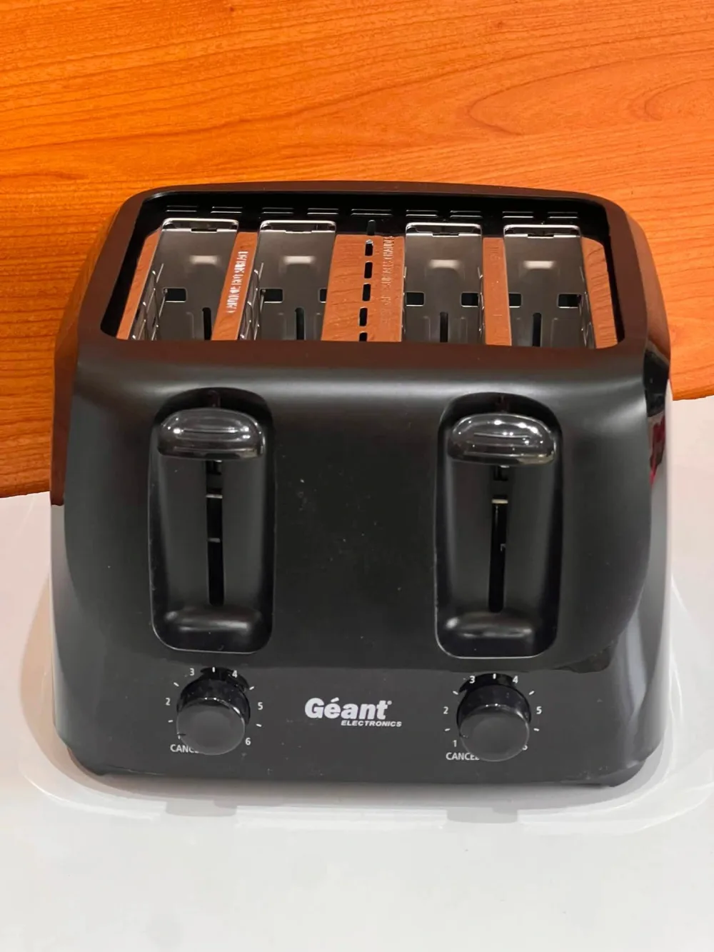 Grille à pain 4 tranches Géant 1400W حماصة خبز