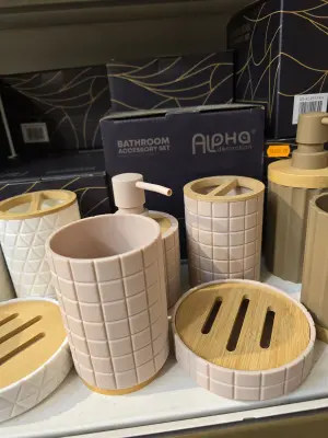 Set d'Accessoires de Salle de Bain "Alpha Décoration" – Finition Bambou