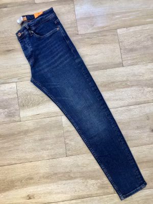 JEANS CODE 492