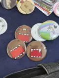 pins ( حسب الطلب )